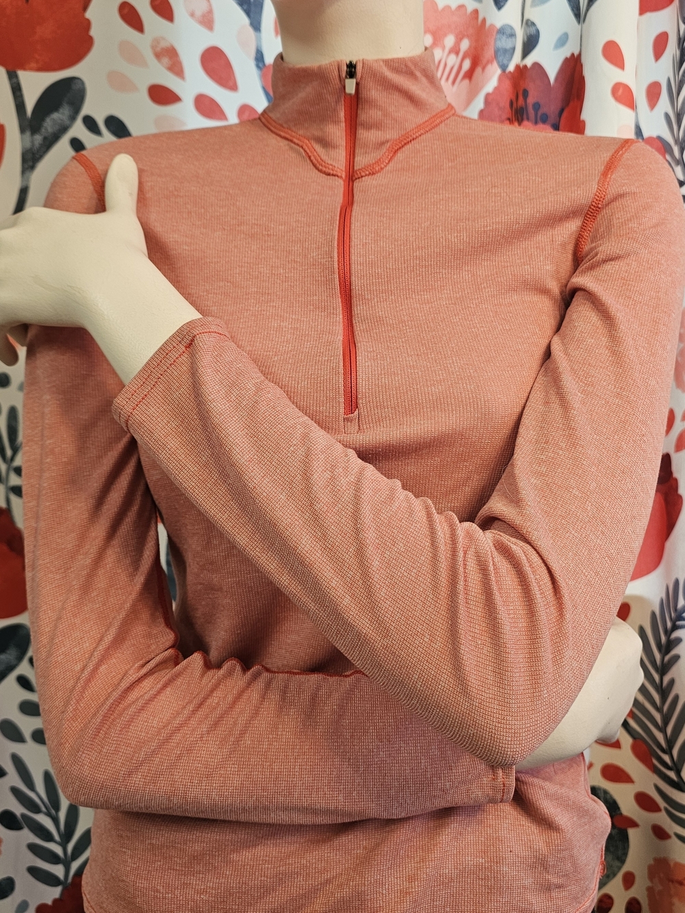 Patagonia Women’s Coral Half-Zip Long Sleeve Top Capilene 2 Lightweight